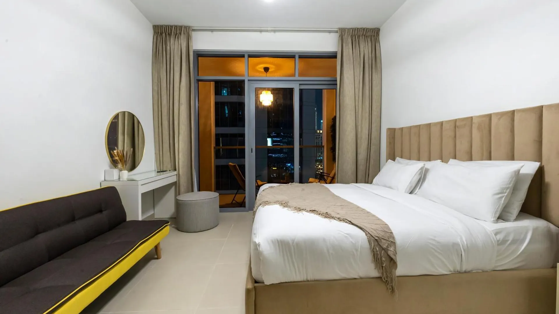 Apartment Downtown Dubai With Burj Khalifa View Haven Heights Holiday Homes United Arab Emirates