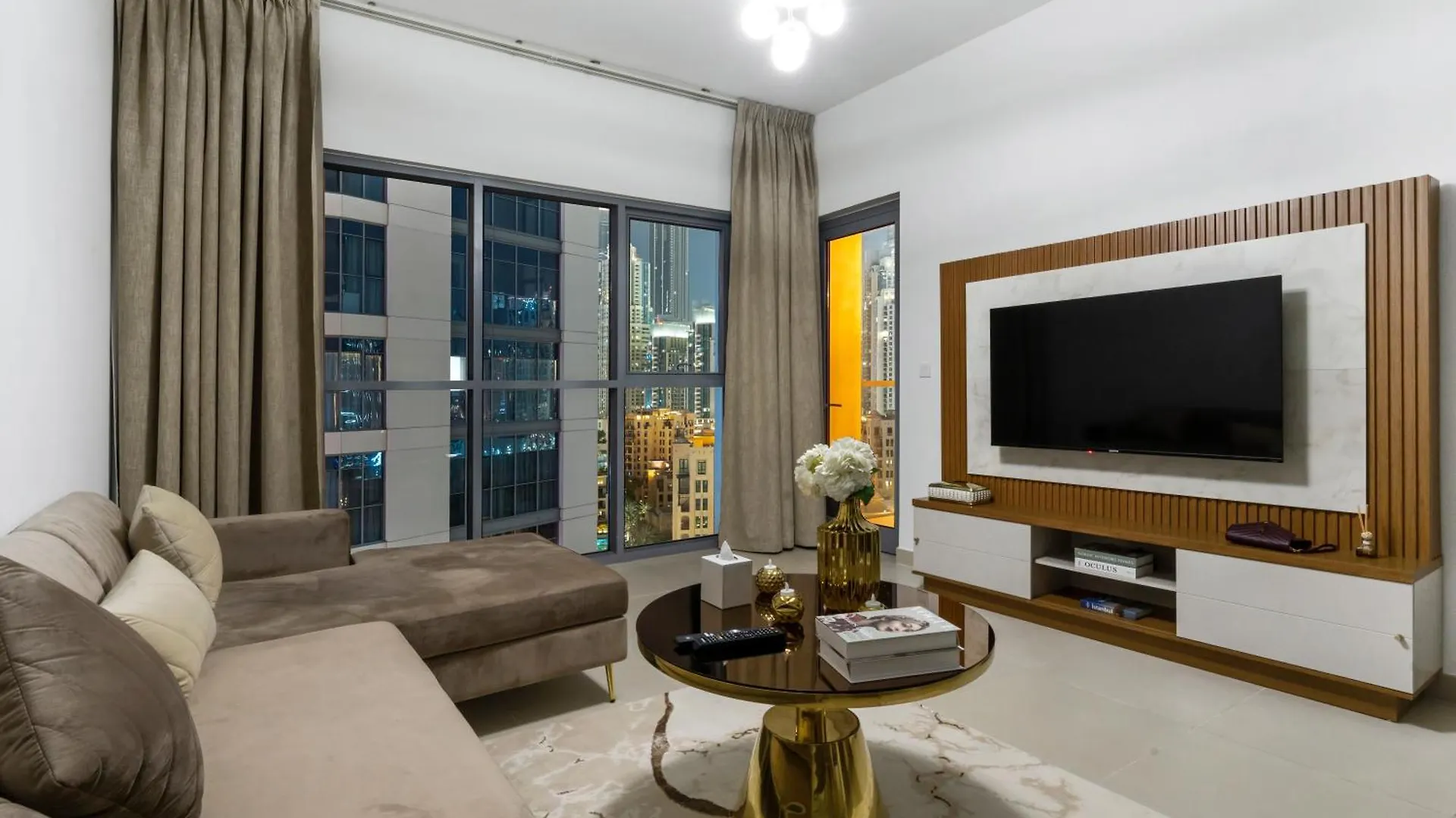 Apartment Downtown Dubai With Burj Khalifa View Haven Heights Holiday Homes United Arab Emirates